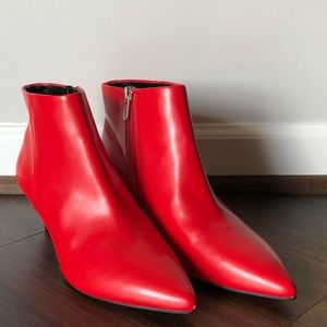 NWOT San Edelman Booties